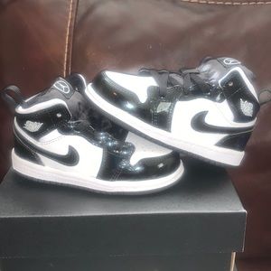 DS Jordan 1 mid se “ASW” carbon sz 8c